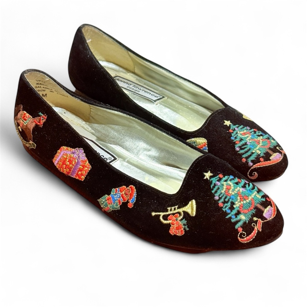 Vintage Embroidered Christmas Flats